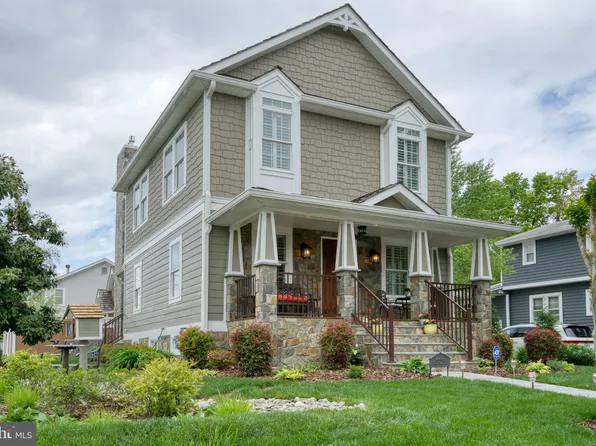 3723 16th St S, Arlington, VA 22204