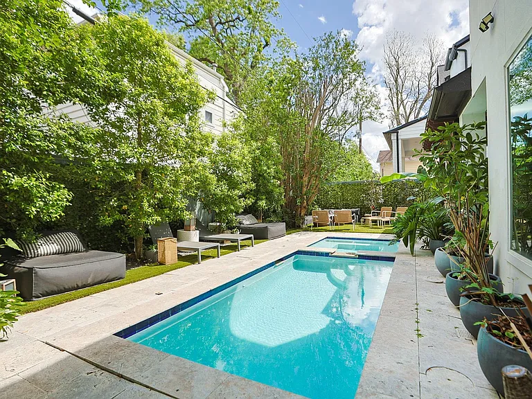 2518 Southgate Blvd — Photo 44
