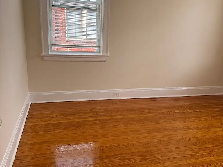 349 W Bute St — Photo 4