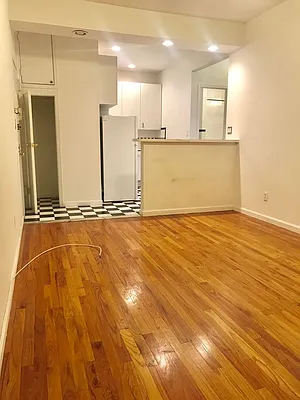 Rented by Zumper Inc | media 16