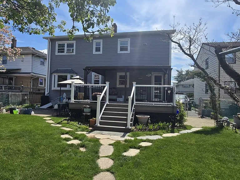 27 Cottage Pl #1 — Photo 18