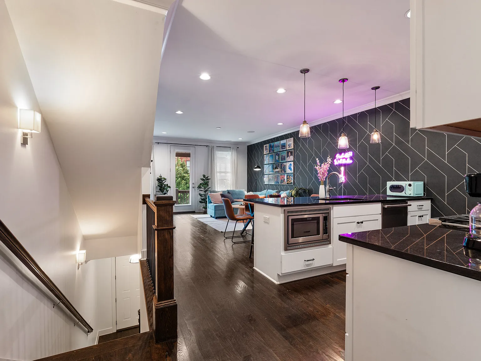 4 bed, 1850 sqft, $1,300 — Photo 3