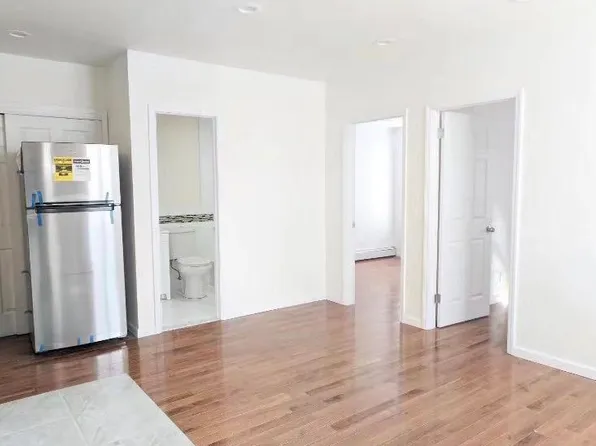 110-62 Corona Avenue image 3 of 10