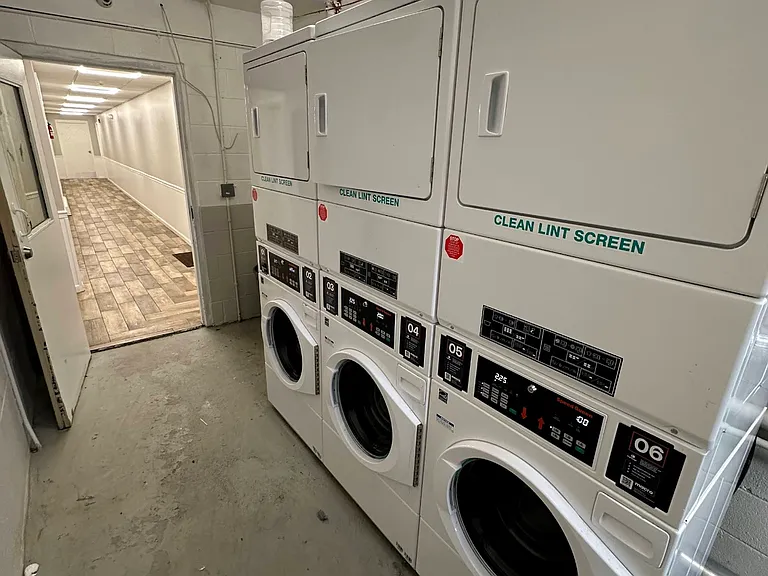 402 Olive St #27 — Photo 8