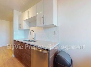 8927 82nd Ave NW, Edmonton, AB T6C0Z2