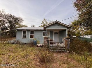 1938 Faye Rd, Jacksonville, FL 32218