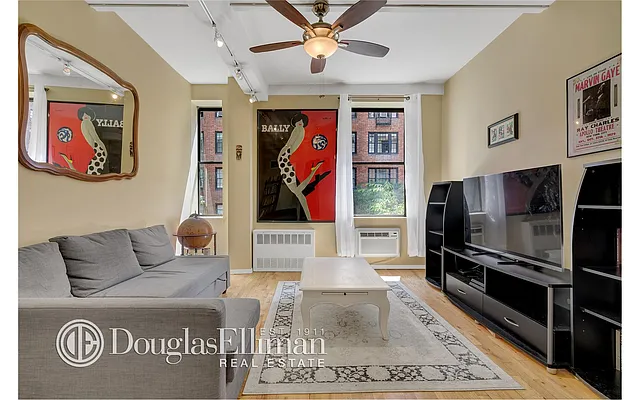 Sold by Douglas Elliman | media 20