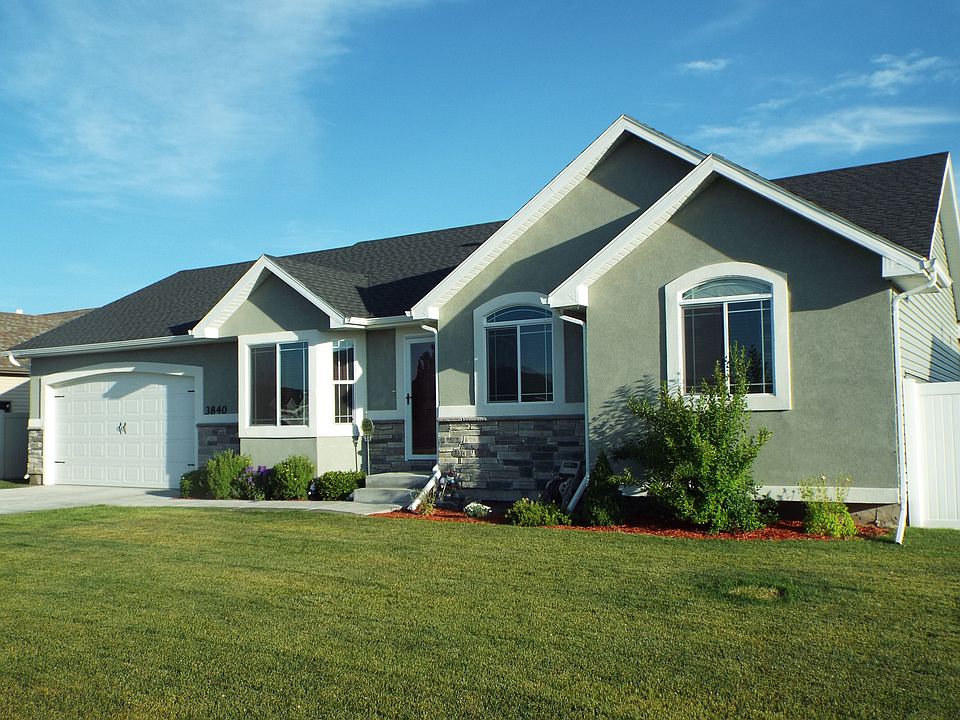 1st image of 3840 E Bluestone Dr
