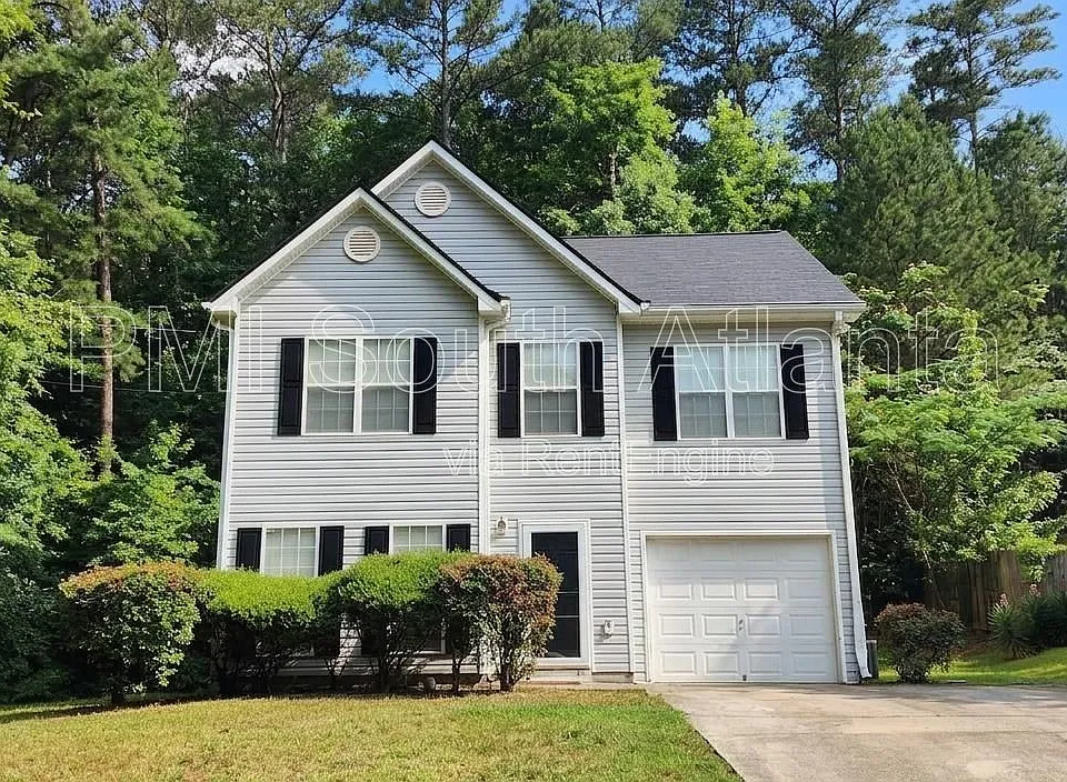 588 Hunnicutt Rd SE