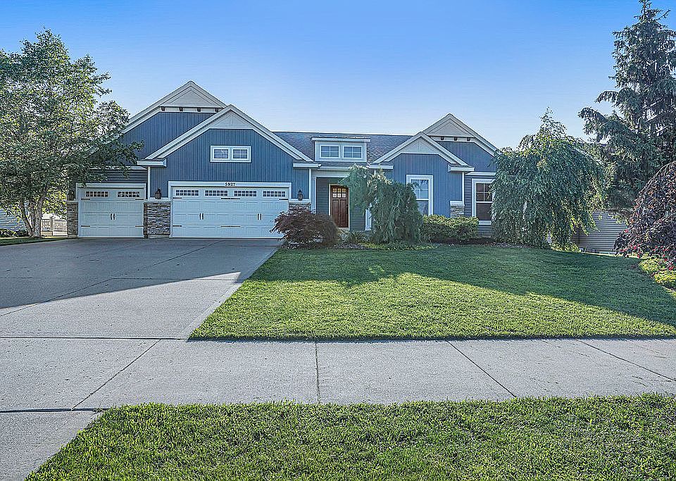 1st image of 5927 22nd Ave