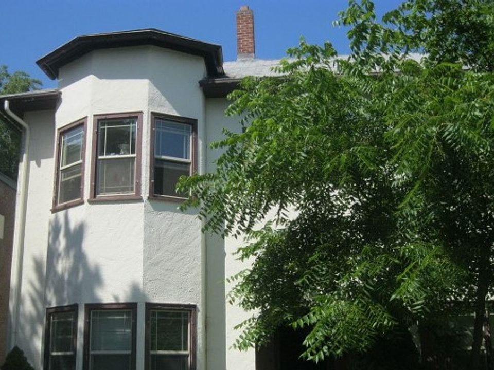 Building Photo 3