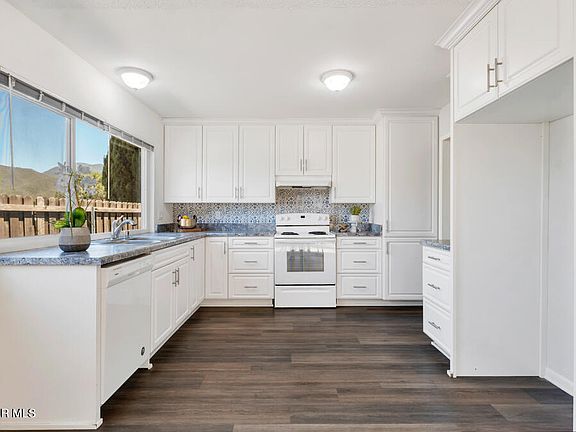 3rd image of 4063 W Elkwood St