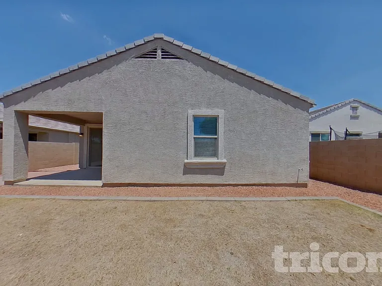 41287 W Hensley Way — Photo 17