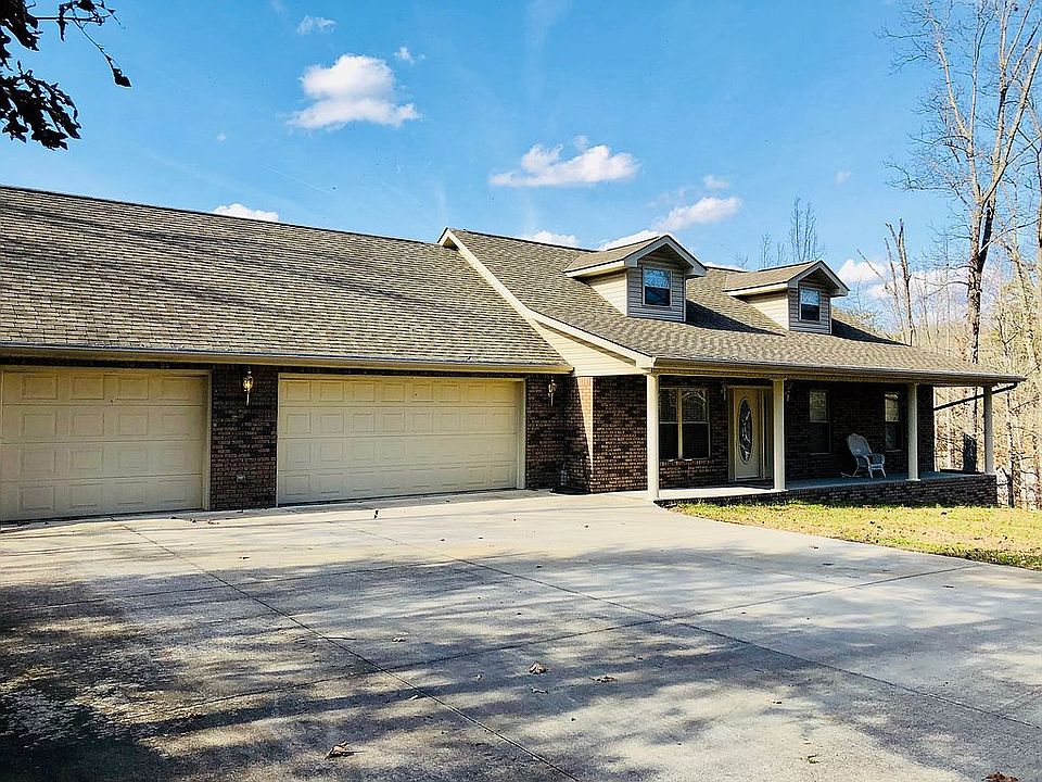 1st image of 246 Summer Breeze Ln