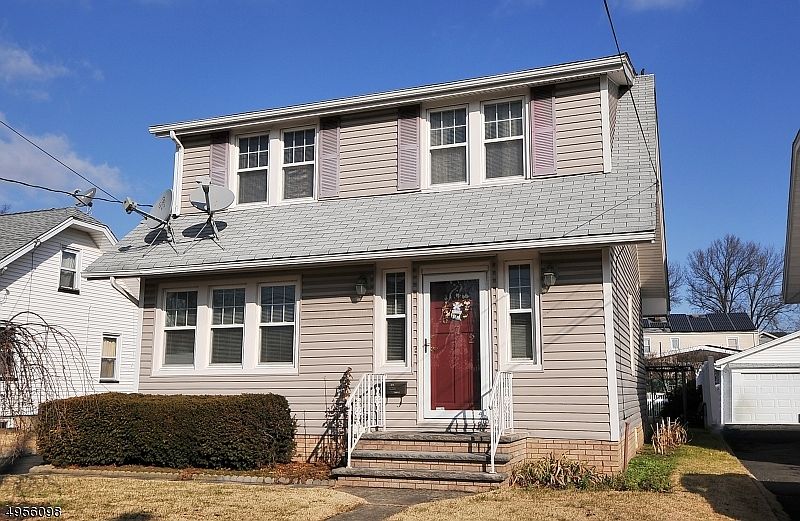 1st image of 672 Belleville Ave