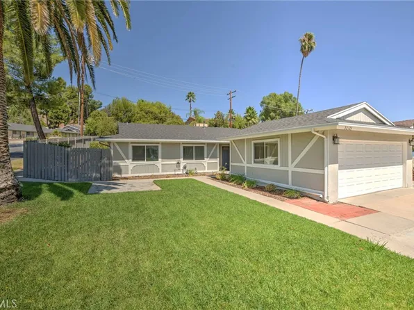 22123 Alamogordo Rd, Santa Clarita, CA 91350