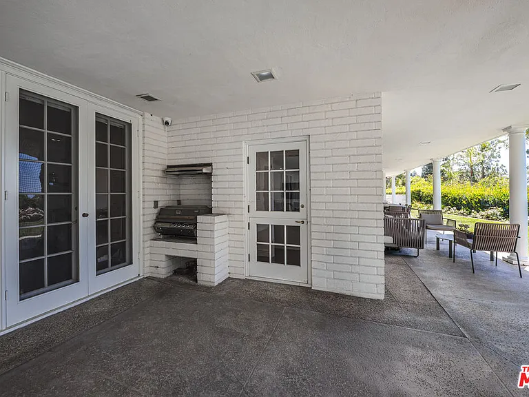 1201 Loma Vista Dr — Photo 25