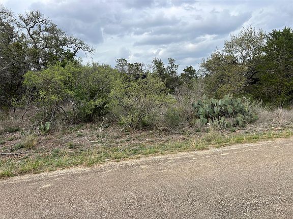 4th image of 800 Fox Rd