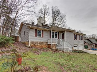 362 Oakridge Dr SE, Cartersville, GA 30121