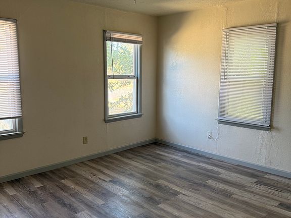 5th image of 1208 NW Smith Ave