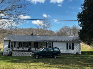 460 W Woodrow Branch Rd, Marlinton, WV