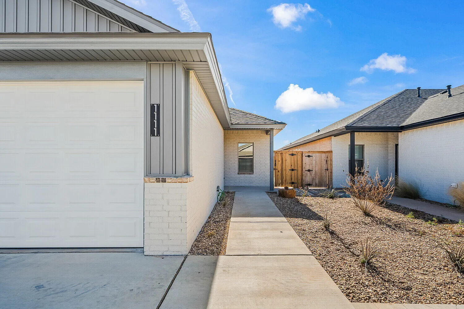 2 bed, 2.0 bath, 1191 sqft, $1,450 — Photo 4
