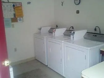 Preston Manor Apartments — Photo 16