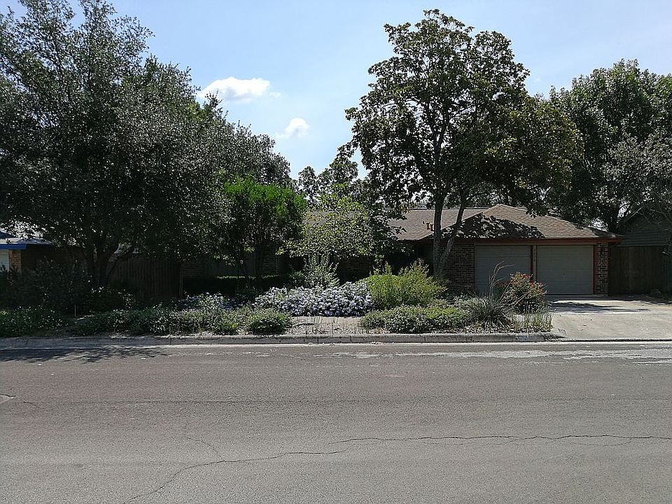 1st image of 5826 Pine Country St