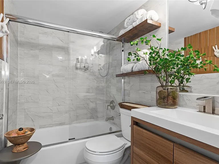 770 Claughton Island Dr #1705 — Photo 11