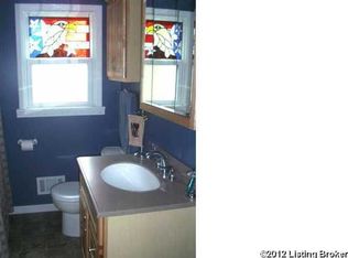 5916 Bay Pine Dr, Louisville, KY 40219