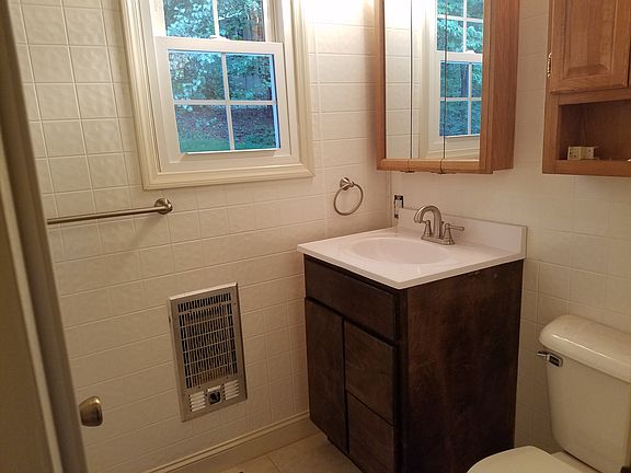 4th image of 132 Old Dogwood Dr