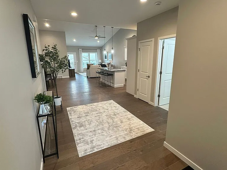 5021 Chestnut St — Photo 4