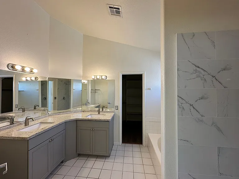 7872 Mount Whitney Cir — Photo 11