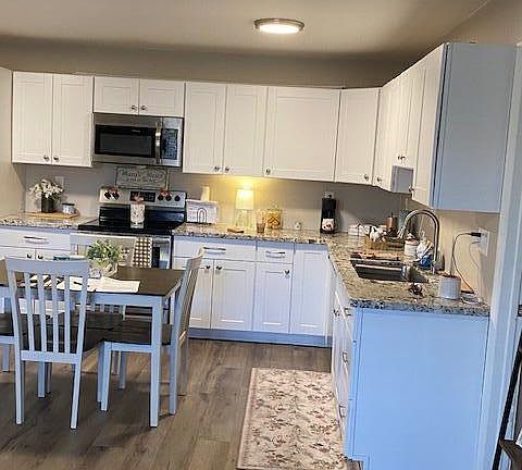 3rd image of 1440 N IDAHO Road #2101