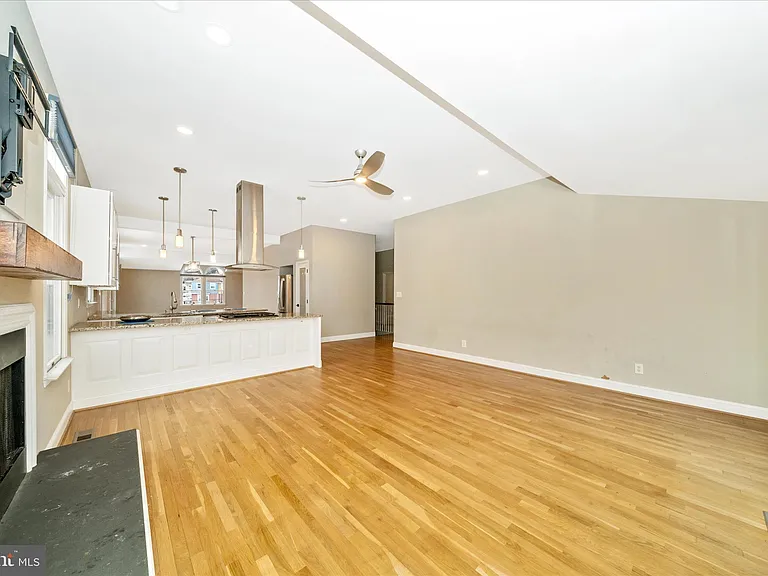 3313 Moline Rd — Photo 24