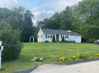 17 Frenette Dr, Hudson, NH 03051