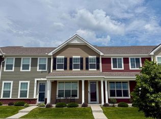 8256 Jonquil Ln N, Maple Grove, MN 55369