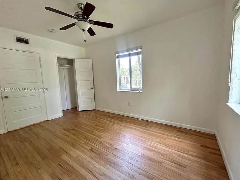6210 NE 5th Ave #2 — Photo 8