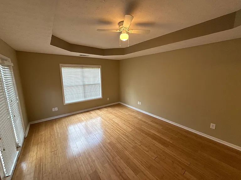 2170 Franklin St — Photo 14