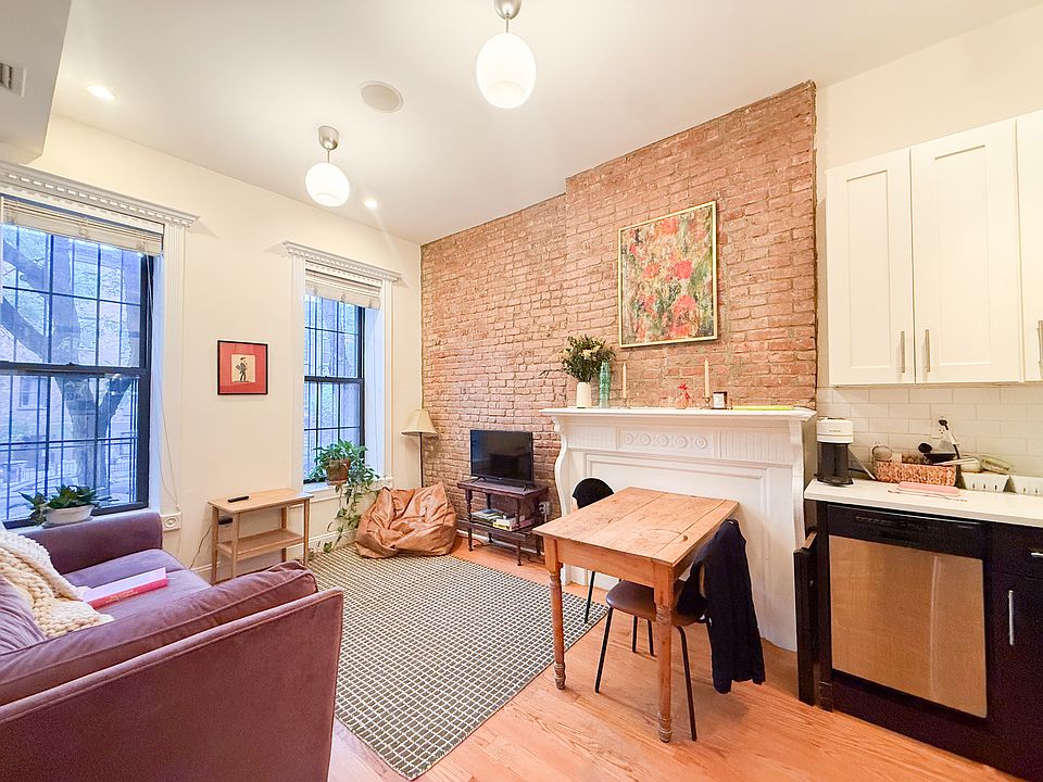 1st image of 286 Macon St #2