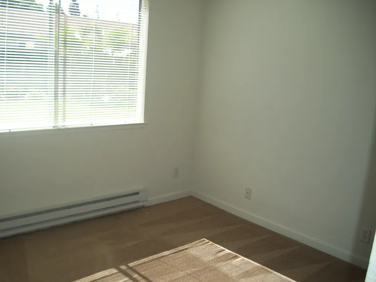 Sandlewood Apartments — Photo 8