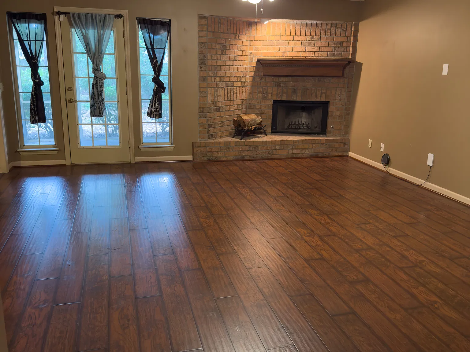 426 Arlington Dr — Photo 4