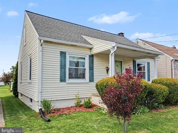 371 Maple Ave, Hanover, PA 17331