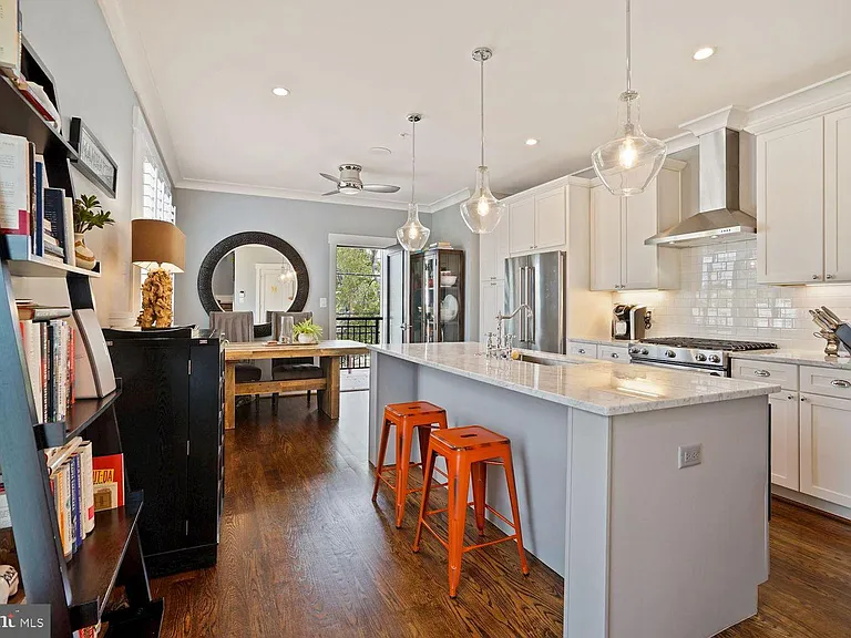 509 Franklin St NE #1 — Photo 9