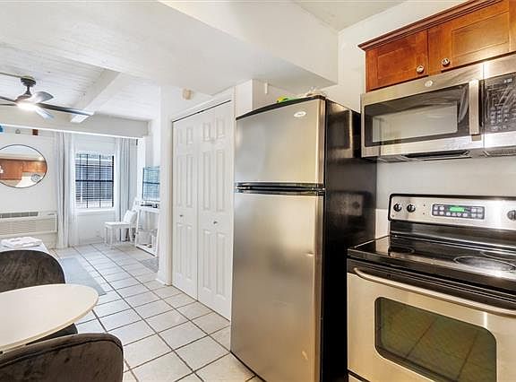 5th image of 3300 Saint Charles Ave APT 6