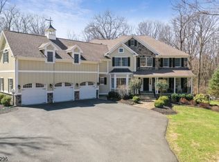 4 Evergreen Ln, Califon, NJ 07830