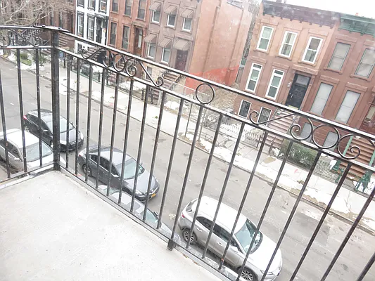 Rented by Rennit Inc. | media 79