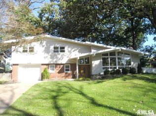 3217 29th Ave, Rock Island, IL 61201