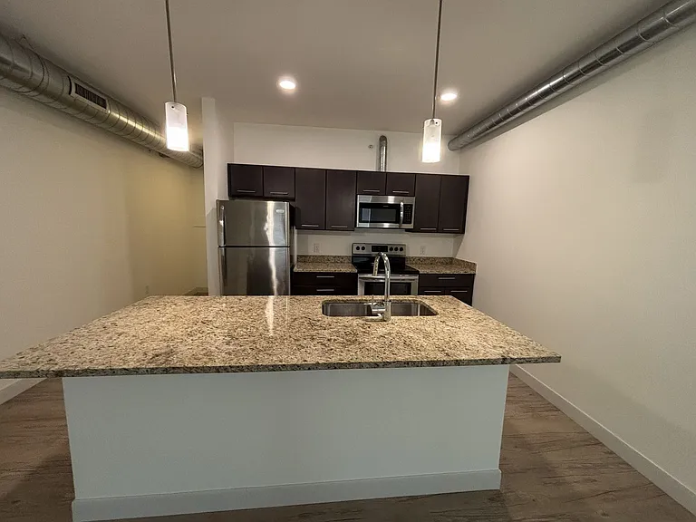 601 Lake Michigan Dr NW — Photo 16