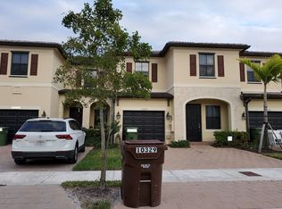 10329 W 32nd Ln, Hialeah, FL 33018